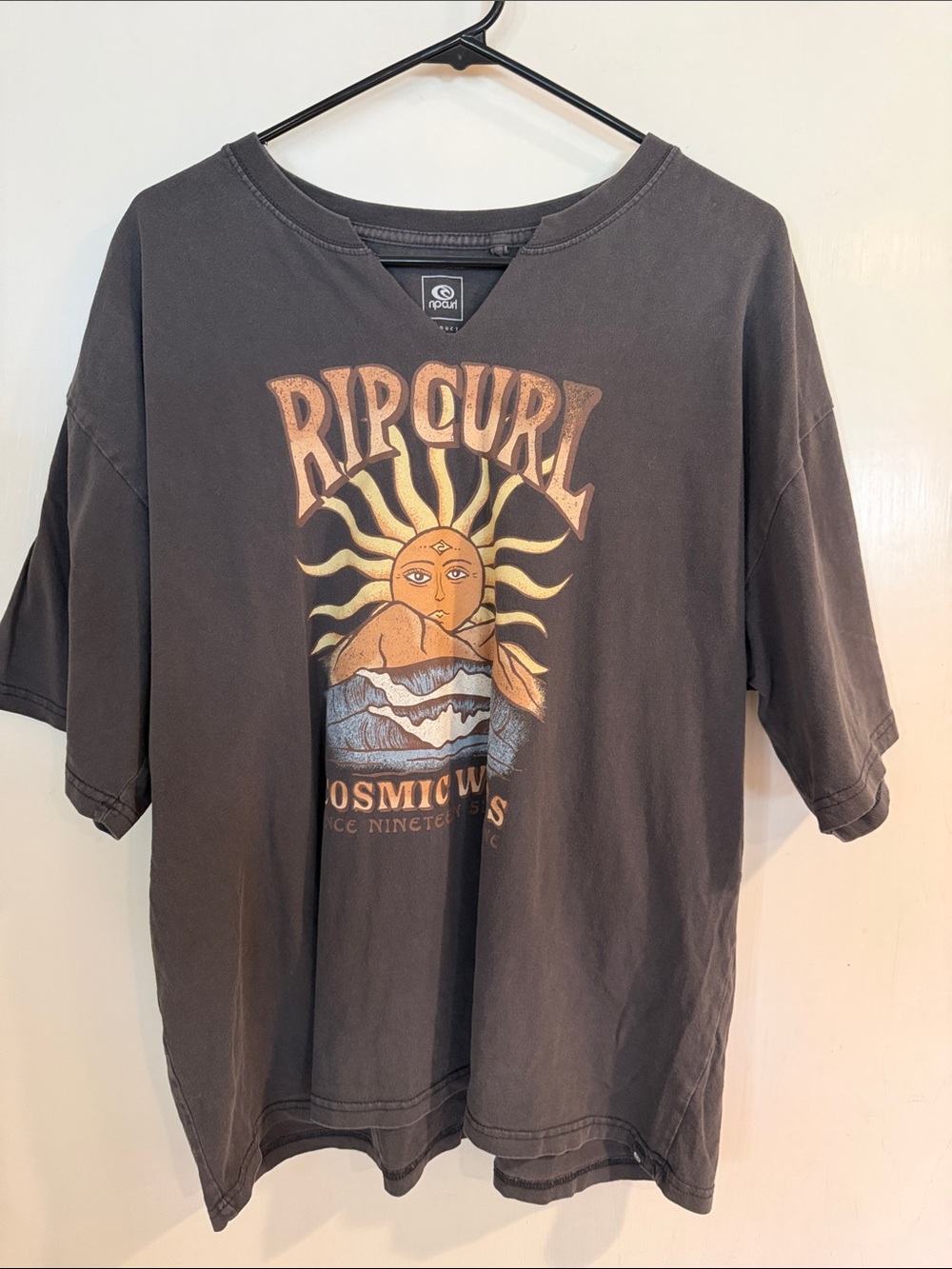 Rip Curl Black Short Sleeve Tee with Sun & Mountain Graphic unisex sz xl
